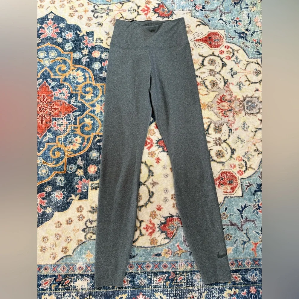 238 Nike Dri-Fit Charcoal Gray Leggings XS High Rise One Training Yoga